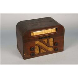 Philco Wood 4-Knob Tabletop Radio