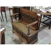 Image 1 : EARLY 1900S HEAVILY CARVED OAK BENCH SEAT WITH UNDERSEAT STORAGE CONVERTS TO SIDE TABLE