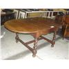 Image 1 : EARLY 1900S QUARTERSAWN OAK BARLEY TWIST DINING TABLE WITH 2 LEAFS