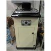 Image 1 : 1930-40S RITTER MEDICAL EQUIPMENT STERILIZER