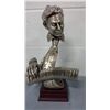 Image 1 : Musical Theme Figurine (15" high)