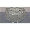 Image 2 : 2 Vintage Pressed Glass Bowls (6" and 5" diameters, 4" and 3" high)