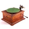 Image 1 : Antique Victor "Talking Machine" Phonograph This i