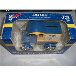 1993 DIECAST COIN BANK TRUCK *ERTL* METAL *IN ORIGINAL BOX* PRODUCT #9453!! ITEM CAME OUT OF SAFE!!