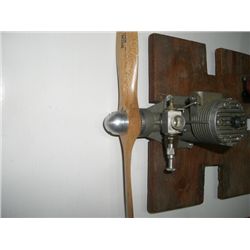 VINTAGE 1950'S *VECO 45* MODEL AIRPLANE ENGINE W/WOODEN REV-UP SPECIAL PRO SERIES 2 PROP BOOK VALUE