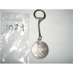 VINTAGE MASONIC KEYCHAIN STAMPED *GEORGE WASHINGTON LODGE NO 285 1853-1967 NYC*!! KEYCHAIN CAME OUT
