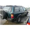 Image 4 : 96 Nissan Pathfinder 4 Dr  4WD SUV - LS - DRIVE