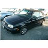 Image 1 : 01 Volkswagen Cabrio 2dr Convertible - ADT - DRIVE