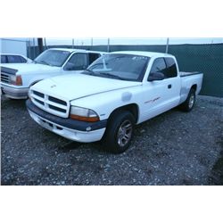 99 Dodge Dakota 2 Dr  Extended Cab SB - ADT - NR