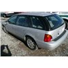 Image 6 : 00 Saturn S-Series 4 Dr  Wagon - T - DRIVE-T/P