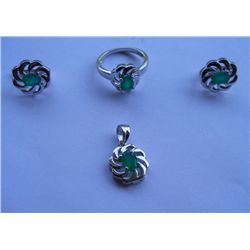 Set of Ring,Earring And Pendant, Stone: Green Onex, Weight : 11.070g, Made In 925 Silver