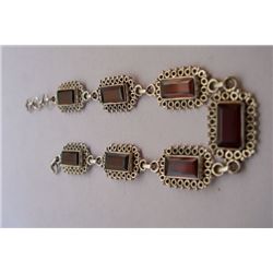 10.570g Bracelet of Garnet Made in 925 Silver