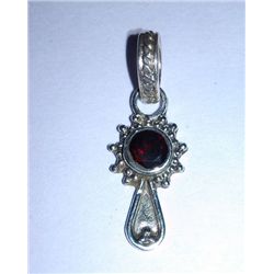 1.180g Pendant of Garnet Sterling 925 Silver
