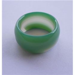 24.10ct  Beautiful Jade Thumb Ring