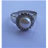 Image 1 : 4.280g Ring of Pearl And Cz  Made in 925 Silver