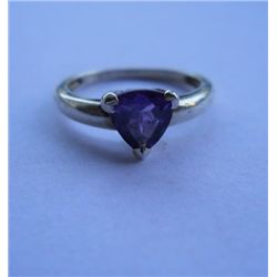 1.930g  Ring of Amethyst Made in 925 Silver