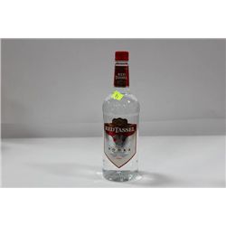 1.14L BOTTLE OF RED TASSEL VODKA 40%