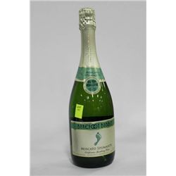 750ML BOTTLE OF BAREFOOT BUBBLY MOSCATO SPUMANTE