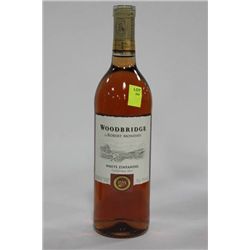 750ML BOTTLE OF WOODBRIDGE WHITE ZINFANDALE