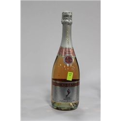 750ML BOTTLE OF BAREFOOT BUBBLY PINK MOSCATO