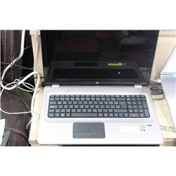 17.3" HP PAVILION WITH BEATS AUDIO INTEL CORE i5