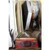 Image 1 : ESTATE BOX OF COLLECTIBLE TINS ETC