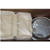 Image 1 : BOX OF TAKE OUR BOXES AND ALUMINUM PIE PANS