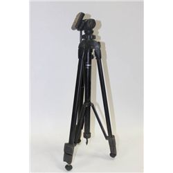 CAMERA TRI-POD