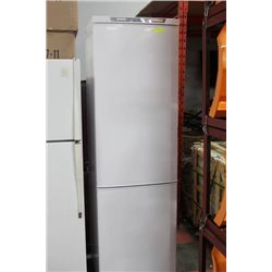 GE WHITE LOFT FRIDGE