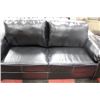 Image 3 : NEW BLACK LEATHERETTE SOFA W LOVE SEAT