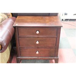 NEW 3 DRAWER NIGHTSTAND W MINOR CORNER DAMAGE