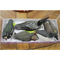 5 COLLECTIBLE DUCK ORNAMENTS