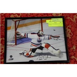 GRANT FUHR SIGNED 8 X 10 W / COA OILERS