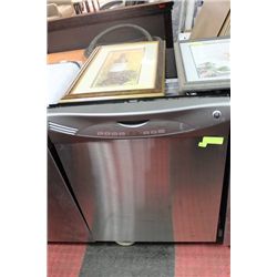 GE STAINLESS STEEL DISHWASHER