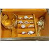 Image 1 : JEWELLERY CASE W/ CONTENTS