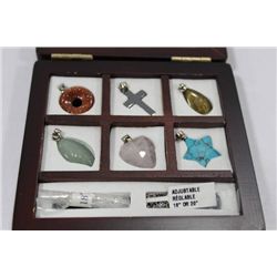 SILVER CHAIN W INTERCHANGABLE PENDANTS