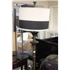 Image 1 : FLOOR LAMP