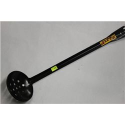 JIFFY ICE CHIPPER/DIPPER FOR ICE FISHING