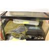 Image 1 : FISH AQUARIUM W ACCESSORIES