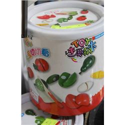 KAIYE TOY FRUIT AND VEGGIE SET
