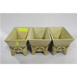 SMALL IVORY PLANTER X3