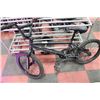 Image 1 : DIAMOND BACK BMX BIKE