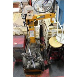 BOXER COMMERCIAL TIRE CHANGER