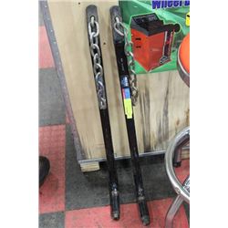 PAIR OF REESE DISTRIBUTING SPRING BARS