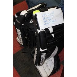 VAUGHN VELOCITY 35" GOALIE PADS