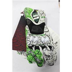 ONE PAIR OF FIVE RFX7 RACING GLOVES ON CHOICE:L