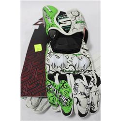 ONE PAIR OF FIVE RFX7 RACING GLOVES ON CHOICE:S