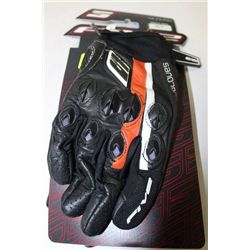 FIVE ADVANCED GLOVES ON CHOICE SIZE M/9