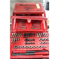 3 SNAP-ON THREADING SETS