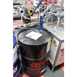 OIL DRUM W LINCOLN PUMP